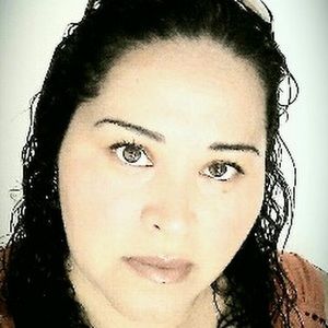 Meet your Posher, Yanira